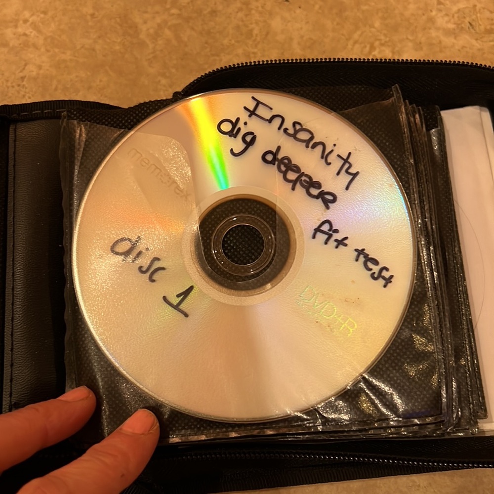 Exercise plan CDs 🥰🤗🔥👏 - Picture 2 of 9